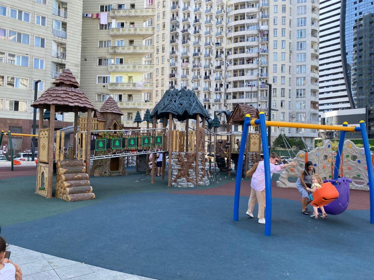 Roini Apartment บาทูมิ ภายนอก รูปภาพ