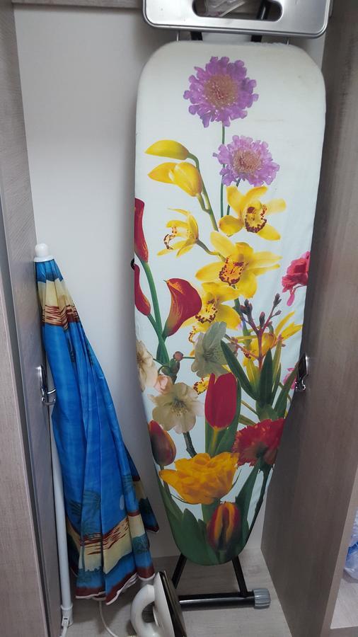 Roini Apartment บาทูมิ ภายนอก รูปภาพ