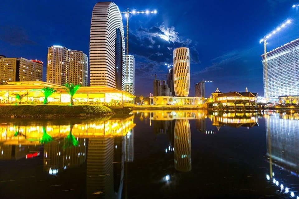 Roini Apartment บาทูมิ ภายนอก รูปภาพ